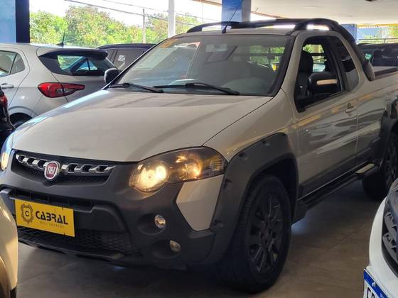 FIAT STRADA 1.8 MPI ADVENTURE CE 16V FLEX 2P MANUAL FIAT STRADA 1.8 MPI ADVENTURE CE 16V FLEX 2P MANUAL